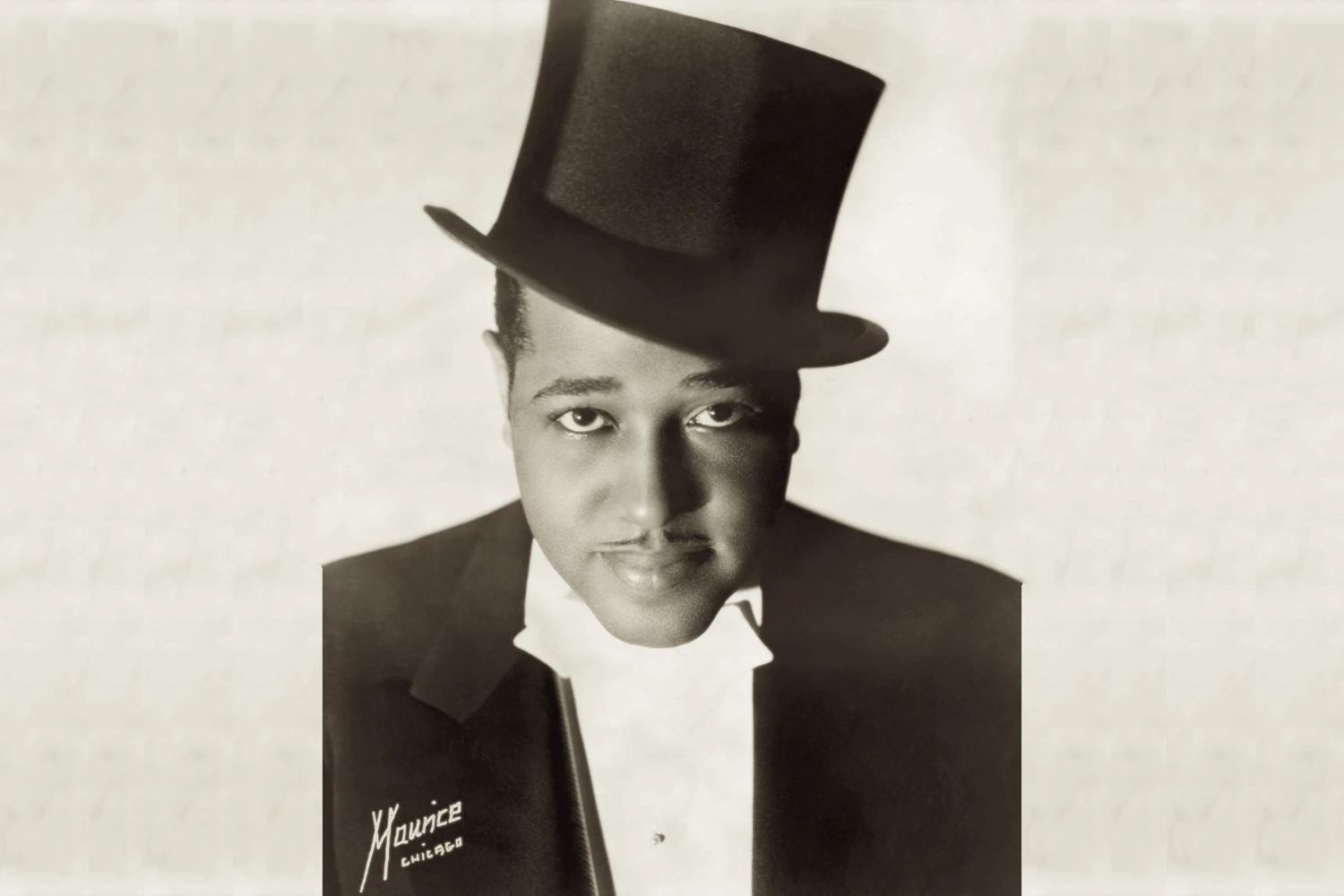 man-playing-music-jazz-day2